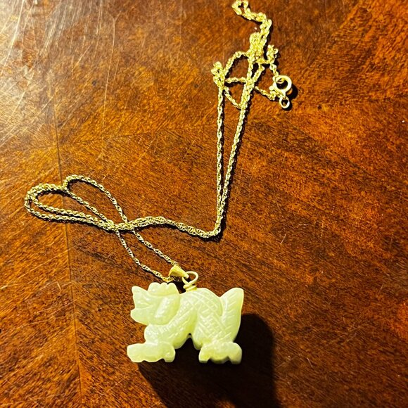 Carved Jade Dragon Pendant Necklace On 14K Gold Chain Unique Elegant  Jewelry - Picture 11 of 11